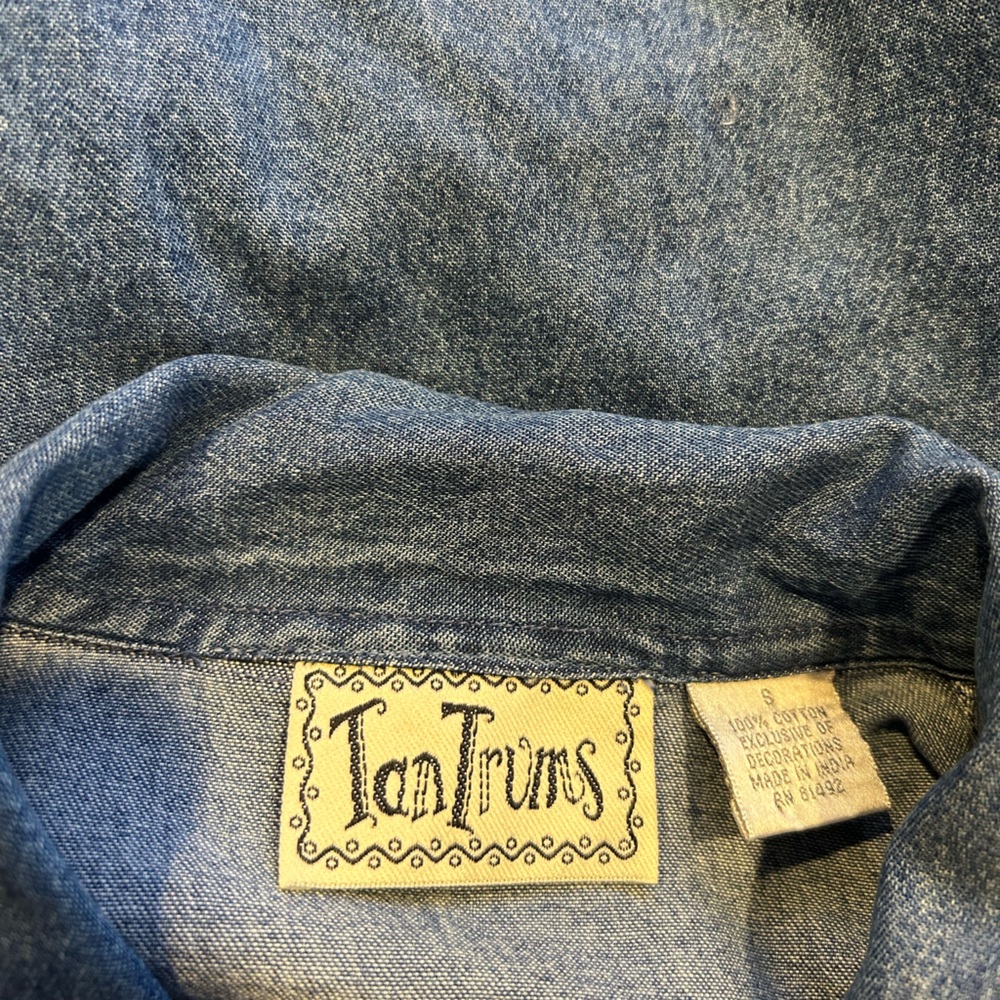 Tantrum Blues Women's Size Small Floral Embroidered Beaded Denim Shirt Vintage - Picture 4 of 5